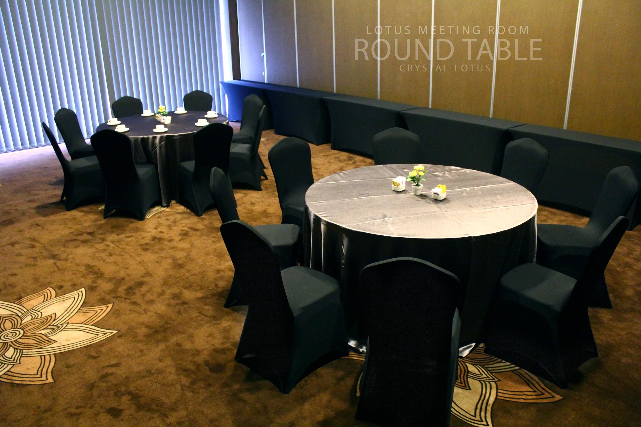 Crystal Lotus Hotel Yogyakarta Exterior foto