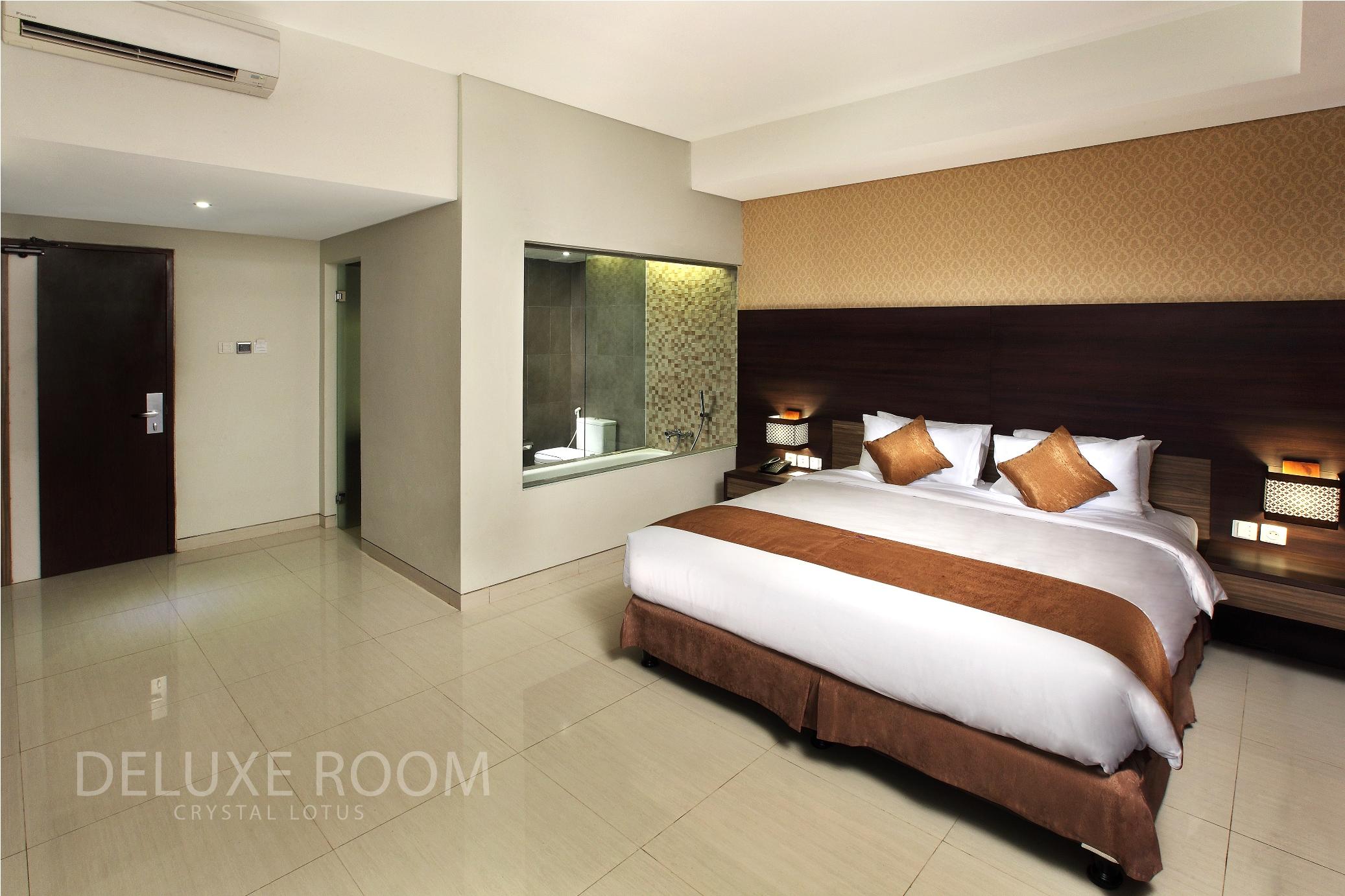 Crystal Lotus Hotel Yogyakarta Exterior foto