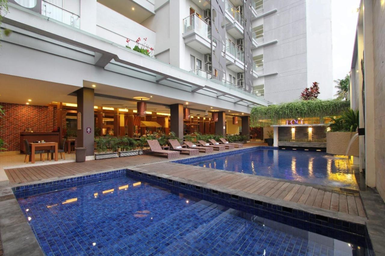 Crystal Lotus Hotel Yogyakarta Exterior foto