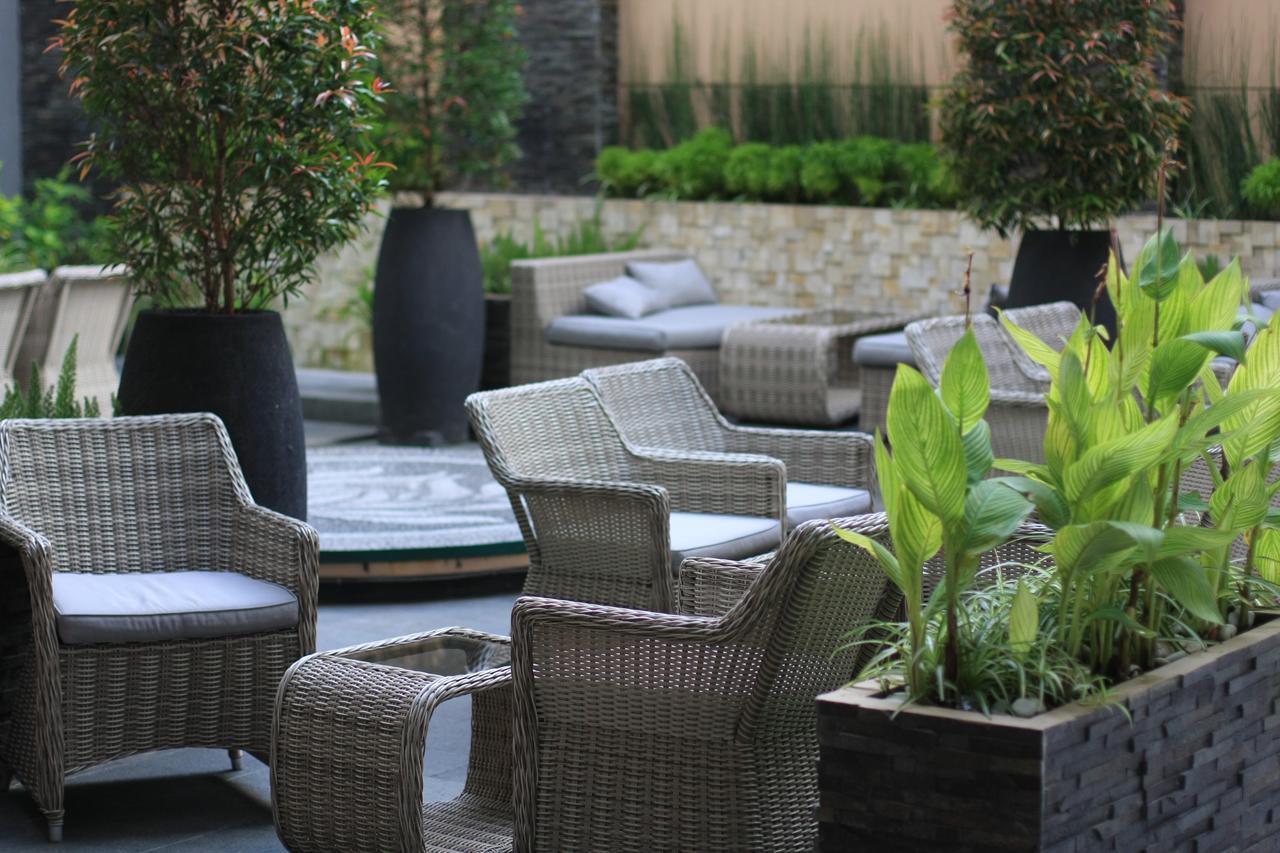 Crystal Lotus Hotel Yogyakarta Exterior foto